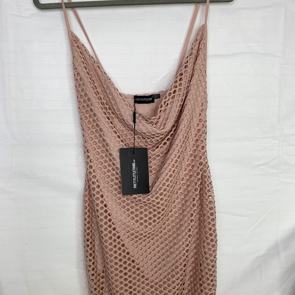 Prettylittlething dress - Picture 3 of 10